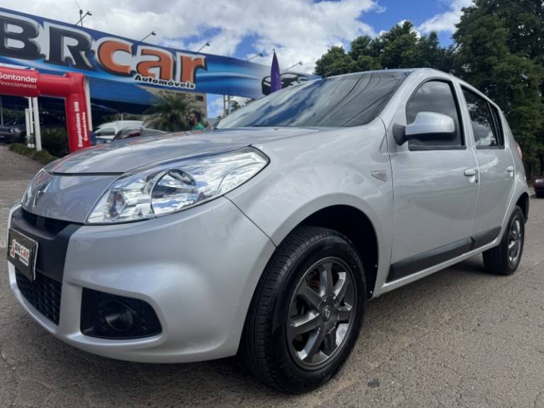 RENAULT - SANDERO - 2011/2012 - Prata - R$ 33.900,00