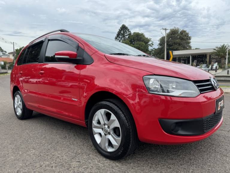 VOLKSWAGEN - SPACEFOX - 2010/2011 - Vermelha - R$ 42.900,00