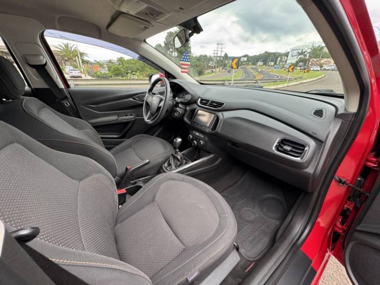 CHEVROLET - ONIX - 2014/2015 - Vermelha - R$ 54.900,00