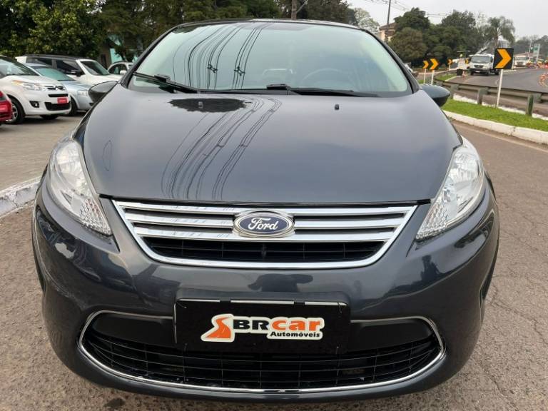 FORD - FIESTA - 2011/2011 - Cinza - R$ 43.900,00