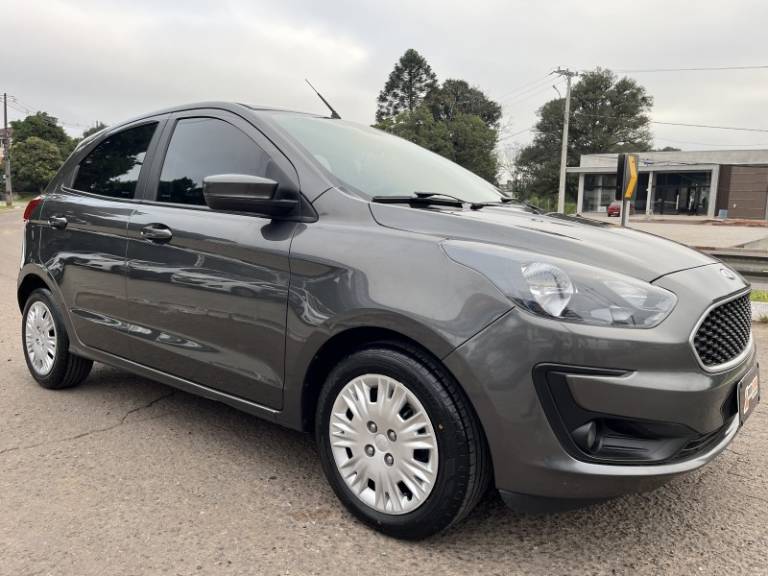 FORD - KA - 2020/2021 - Cinza - R$ 65.900,00