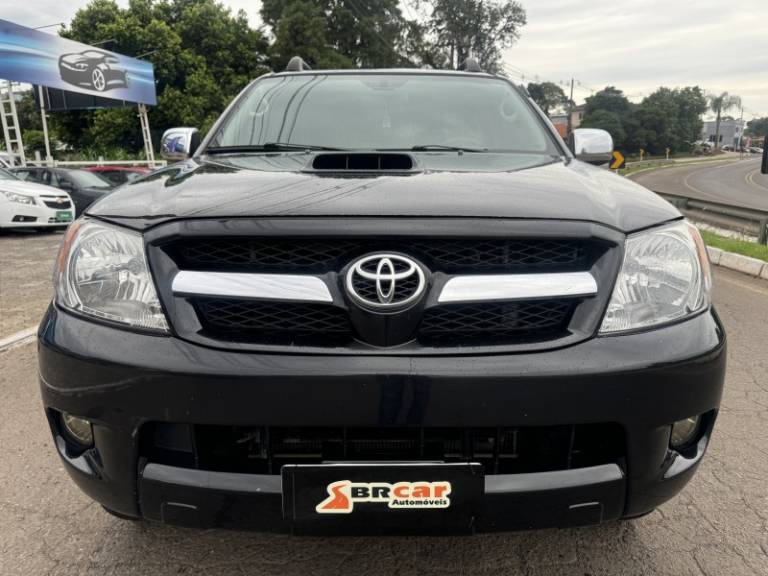 TOYOTA - HILUX - 2006/2007 - Preta - R$ 98.900,00