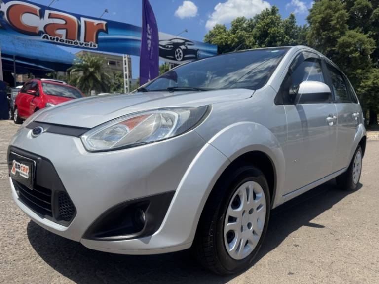 FORD - FIESTA - 2014/2014 - Prata - R$ 34.900,00