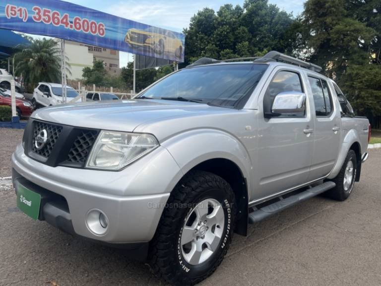 NISSAN - FRONTIER - 2009/2009 - Prata - R$ 84.900,00