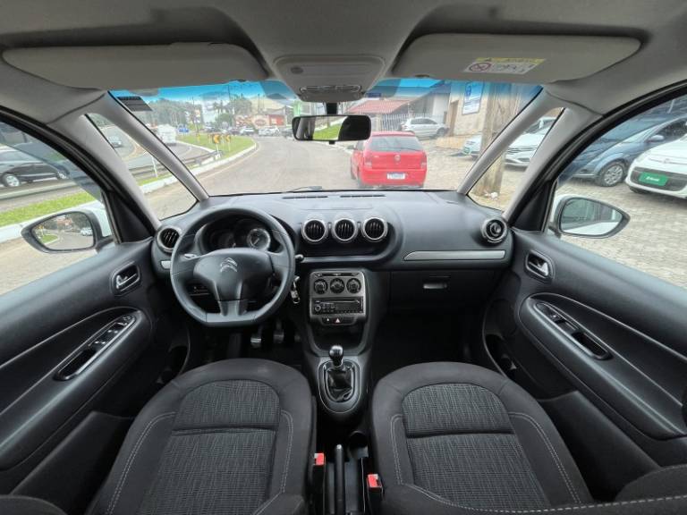 CITROËN - C3 PICASSO - 2015/2015 - Branca - R$ 45.900,00