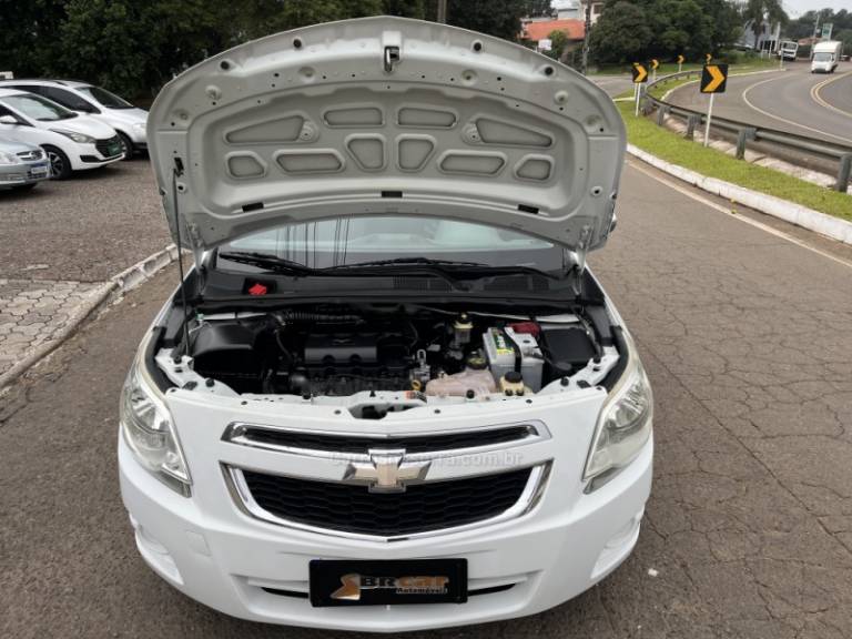 CHEVROLET - COBALT - 2012/2013 - Branca - R$ 44.900,00