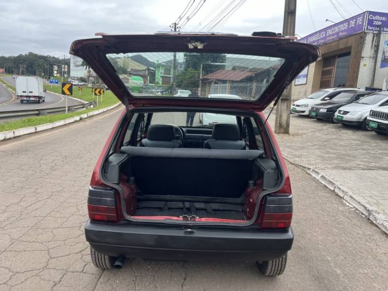 FIAT - UNO - 1997/1997 - Vermelha - R$ 9.700,00