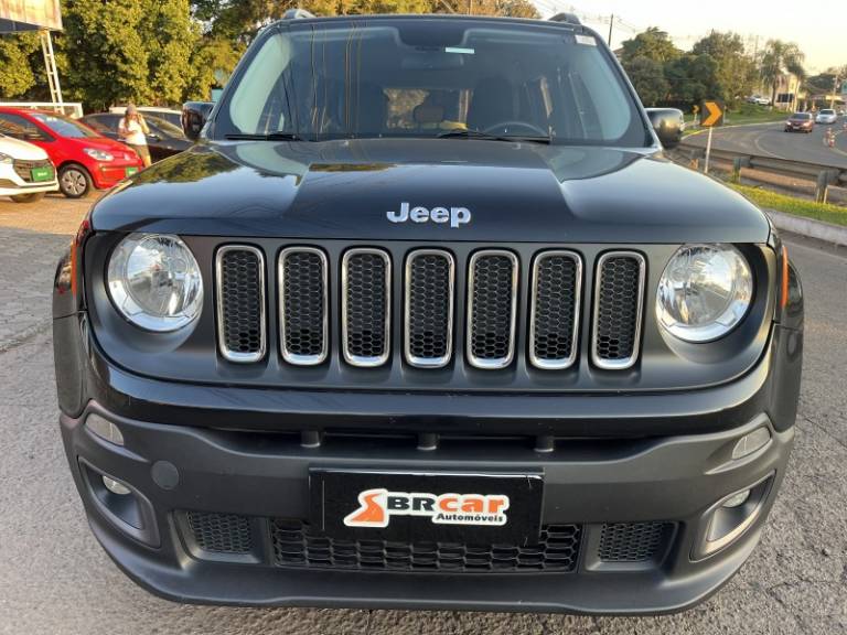 JEEP - RENEGADE - 2016/2017 - Preta - R$ 72.900,00